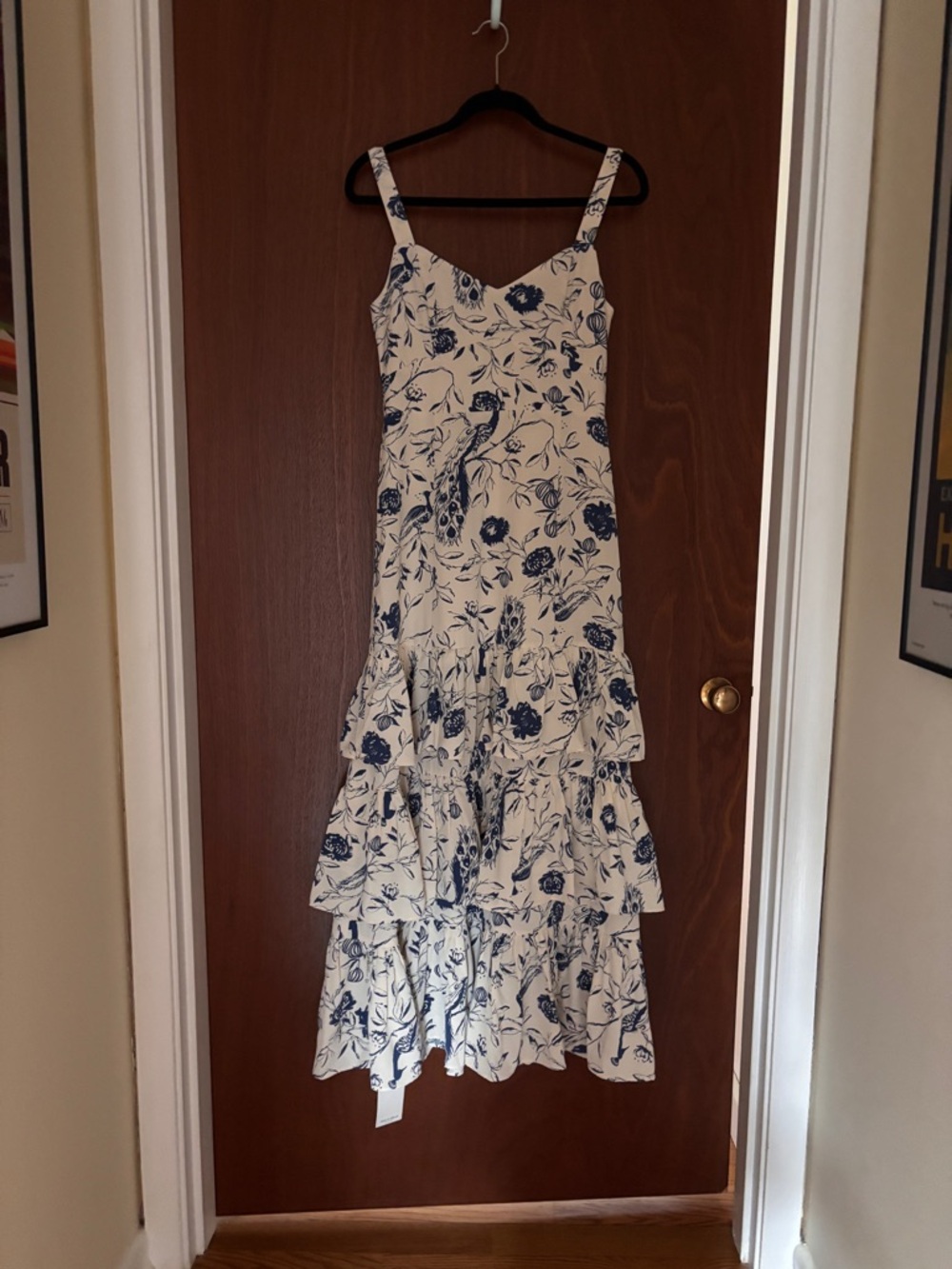 NWT Abercrombie & Fitch Women’s Floral Tiered Maxi Dress in Cream and Navy